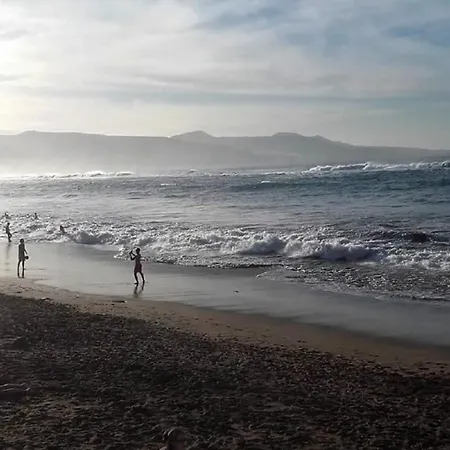 Marlenghi Beach View Lejlighed